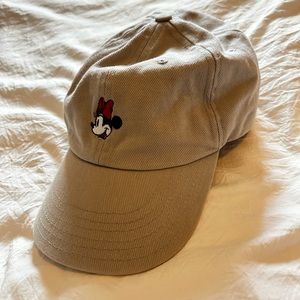 Disney - Love your melon Minnie Mouse hat